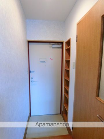 メゾン興戸の玄関写真