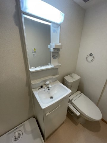デリカダの内装写真