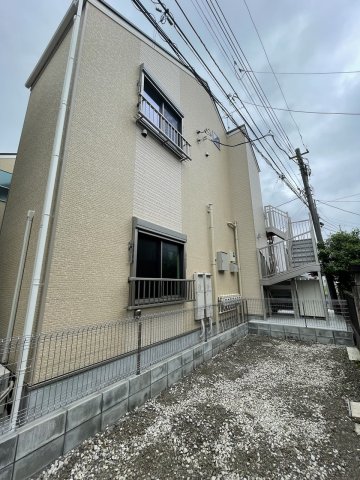 デリカダ