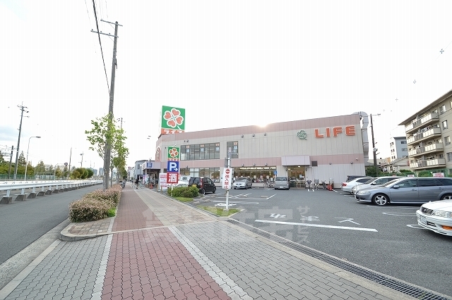 スーパー　ライフ　崇禅寺店（スーパー）まで867m