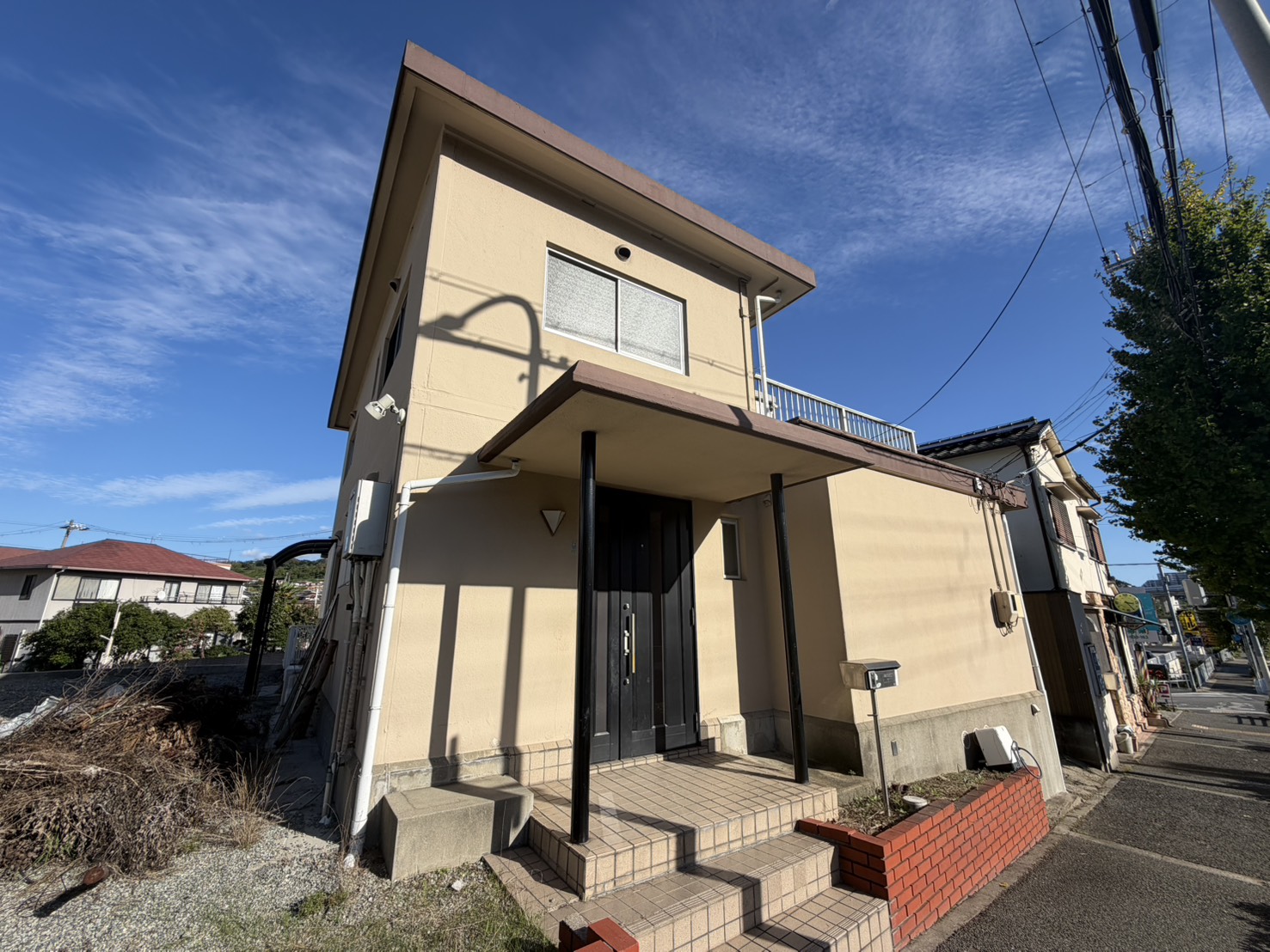名谷町離れ付き戸建の外観写真