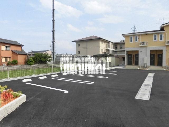駐車場　駐車場の様子です。
