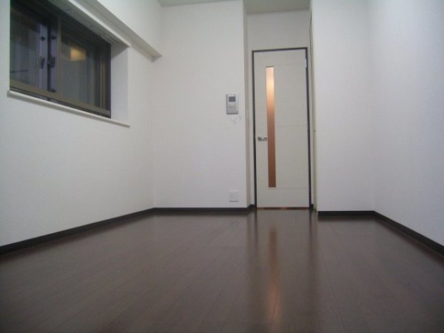 居室・リビング　きれいなお部屋です