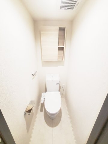 トイレ　※同じ間取りの別部屋のお写真です※