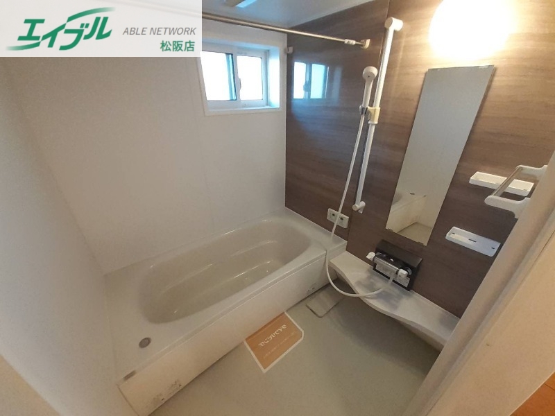バス・シャワールーム　同タイプの部屋写真です