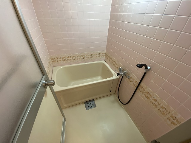 バス・シャワールーム　※別部屋参考写真