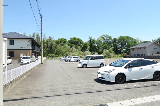 駐車場　敷地内駐車場