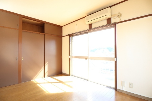 居室・リビング　別部屋参考写真