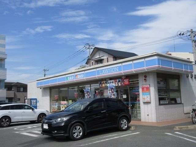 【大牟田市原山町のアパートのコンビニ】