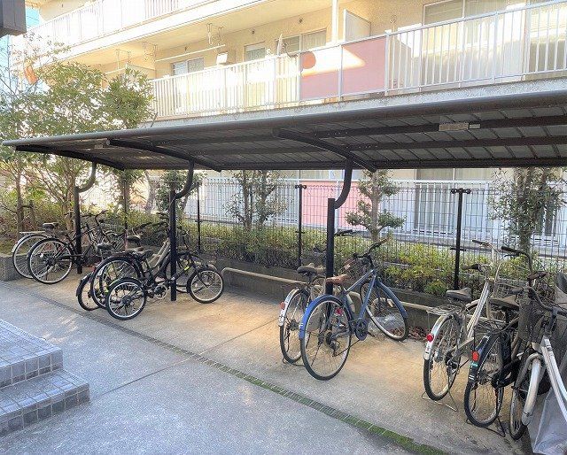 その他共有部分　屋根付駐輪場