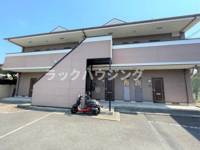 寝屋川市中木田町のマンションの建物外観