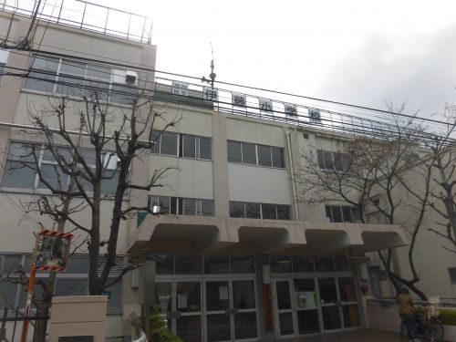 【大田区中馬込のマンションの小学校】