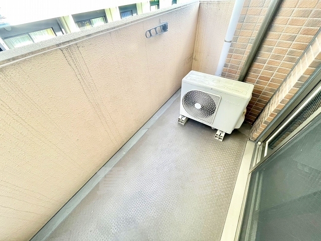 【名古屋市中村区名駅南のマンションのバルコニー】