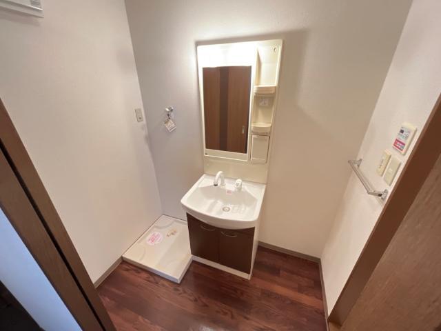 洗面設備　洗髪洗面化粧台