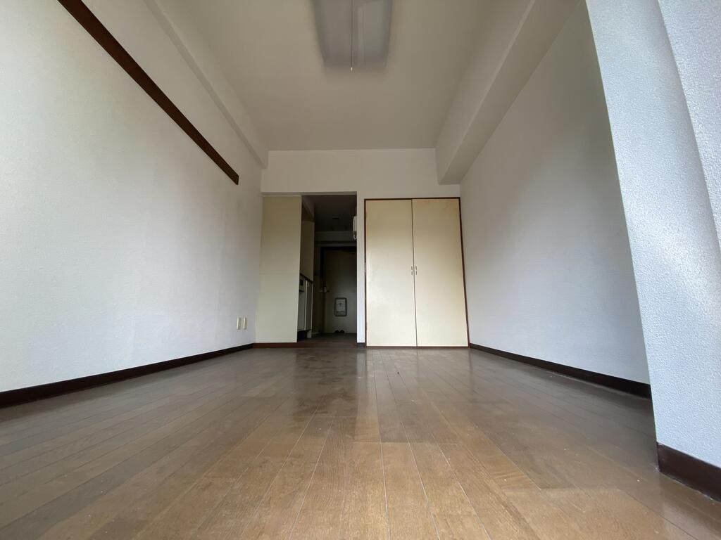 居室・リビング　ワンルーム、入居確定後にクリーニングします