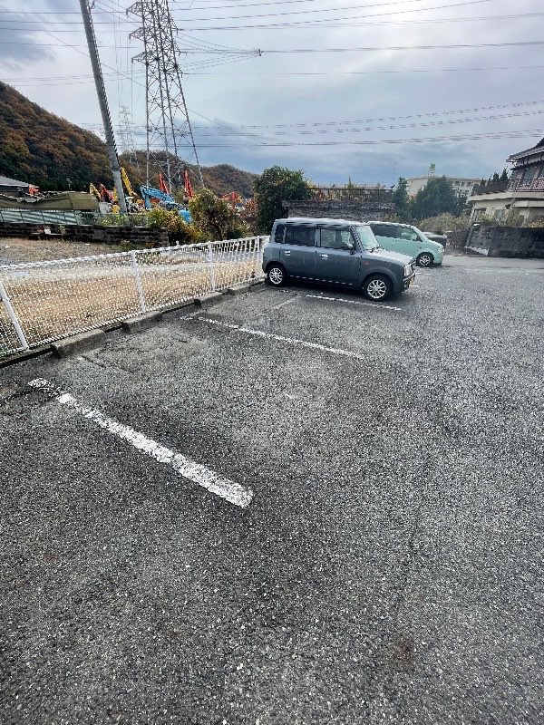 【プレアール姫路山吹の駐車場】