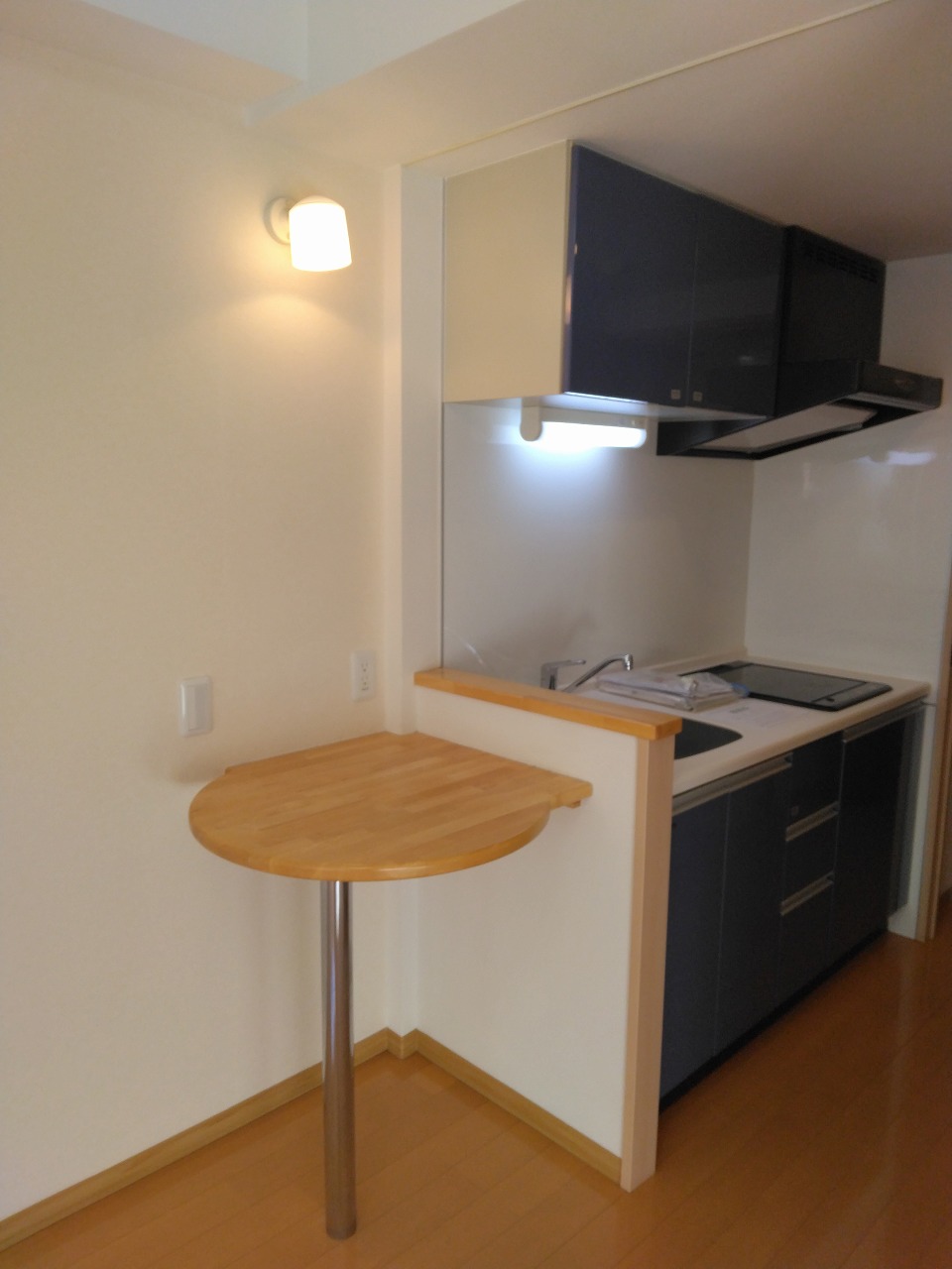 キッチン　カウンター付