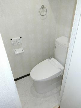 　トイレ　トイレ