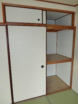 　収納　押入