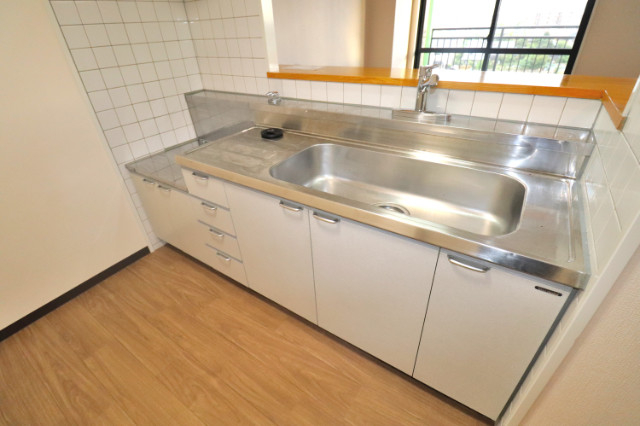 キッチン　ガスコンロ設置可能！