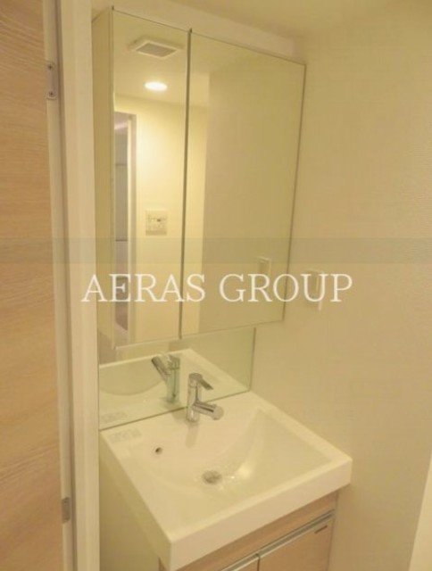 洗面設備　別部屋同仕様タイプ