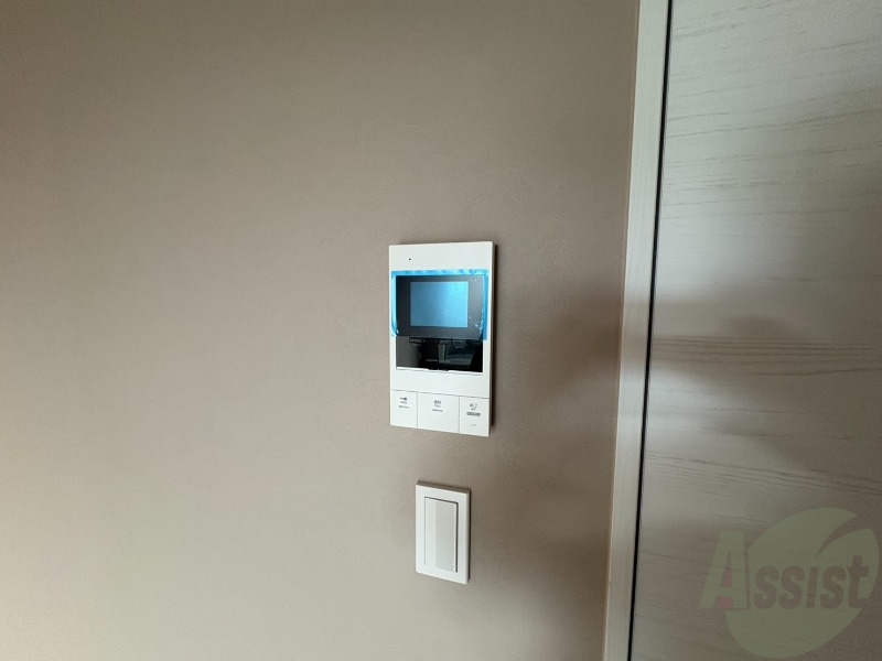 セキュリティ　ＴＶモニター付インターホンです。来客者の顔が見えるので安心！