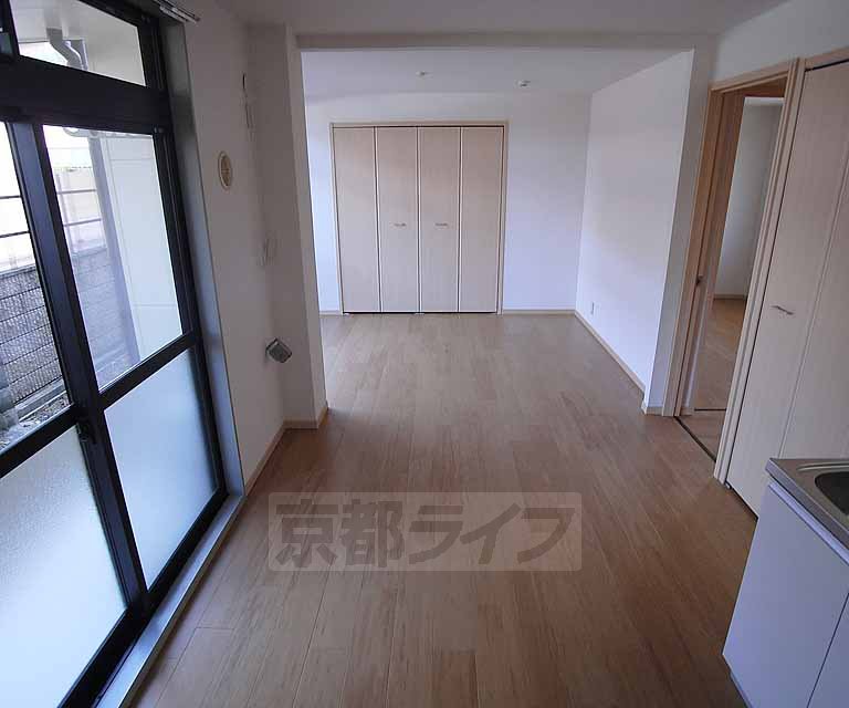 居室・リビング　１ＬＤＫにリノベーションされました