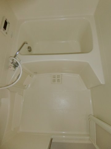 バス・シャワールーム　イメージ写真203号室（反転あり）