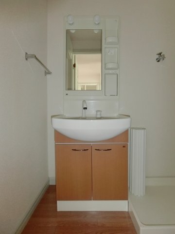 洗面設備　イメージ写真203号室（反転あり）