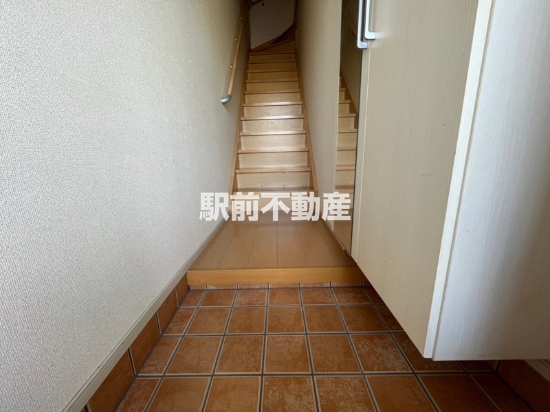 玄関　シューズボックスあります♪