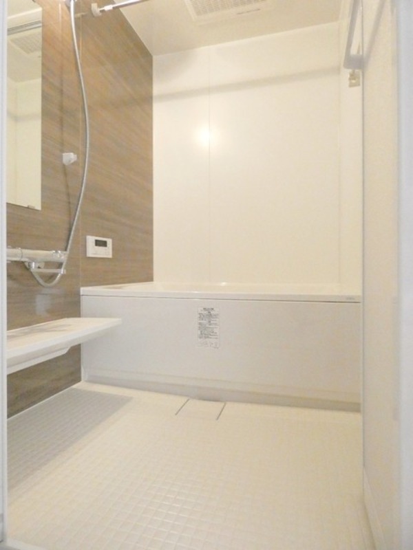 バス・シャワールーム　図面と現状に相違がある場合には現状を優先