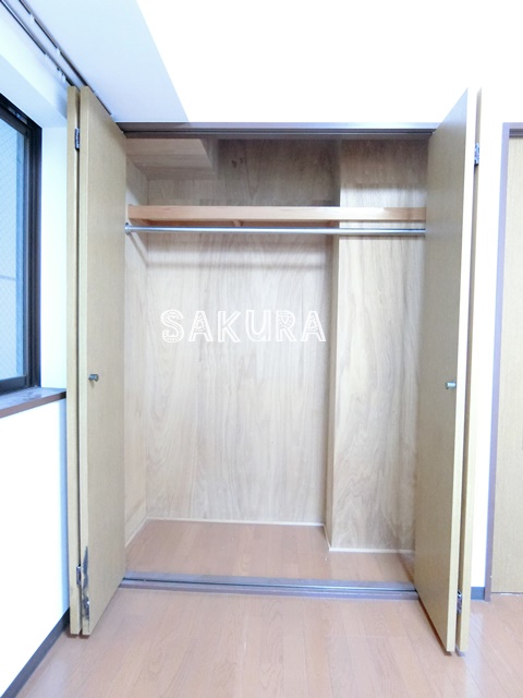 収納　お荷物の多い方でも安心のクローゼット付き♪