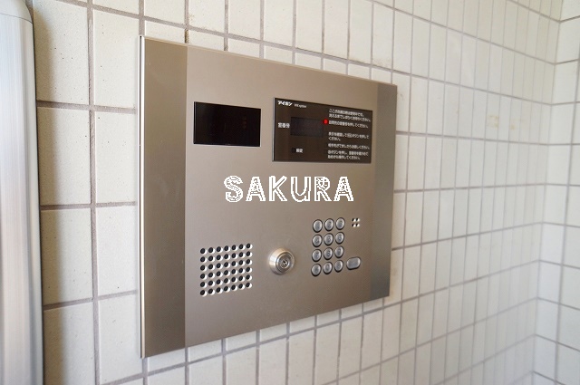 セキュリティ　女性の方でも安心のモニター付きオートロック♪