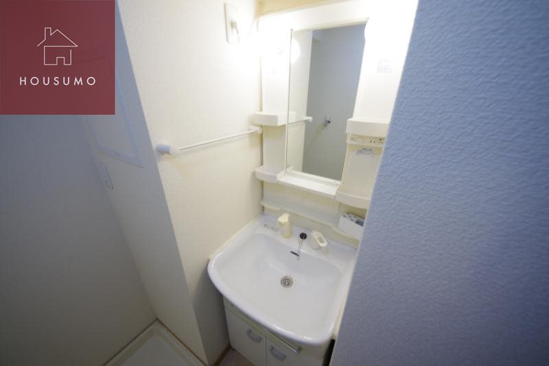 洗面設備　独立洗面化粧台付き