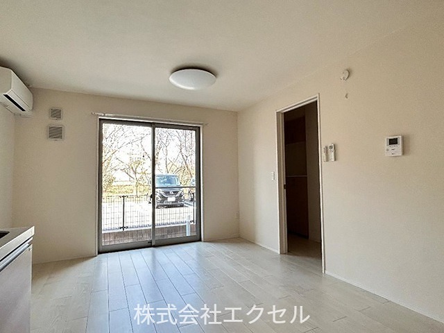 居室・リビング　明るい室内です。