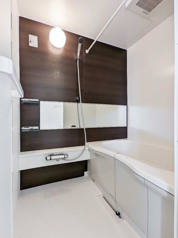 バス・シャワールーム　図面と現状に相違がある場合には現状を優先