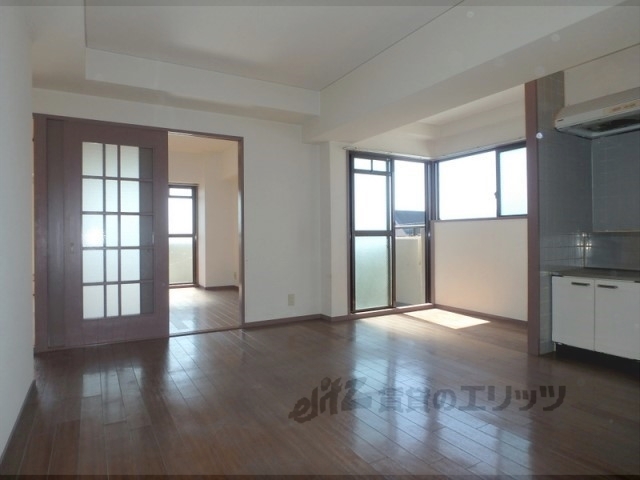 居室・リビング　リビング