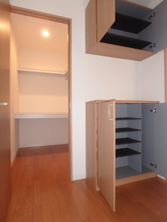 玄関　玄関 シューズボックス