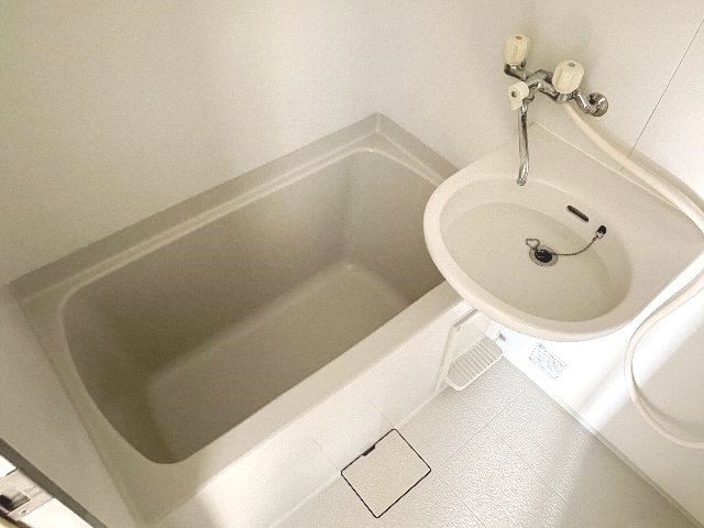 バス・シャワールーム　同仕様