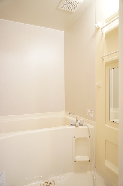 バス・シャワールーム　バスルーム