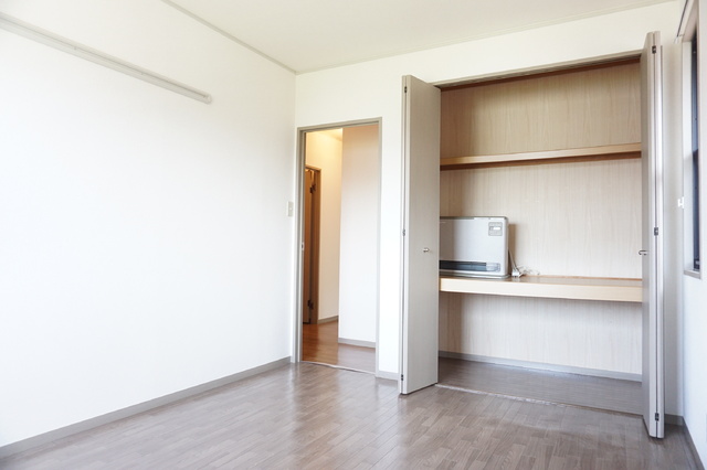 収納　洋室の収納