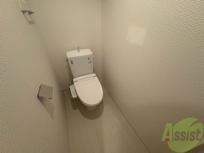 トイレ　シャワートイレになっているので快適です！