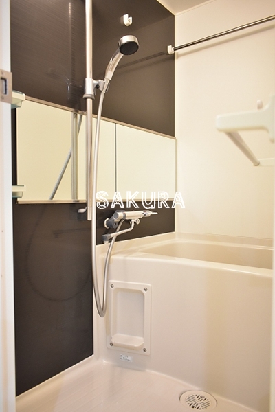 バス・シャワールーム　日々の疲れを癒すお風呂です♪