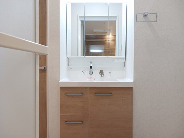 洗面設備　広い洗面スペース