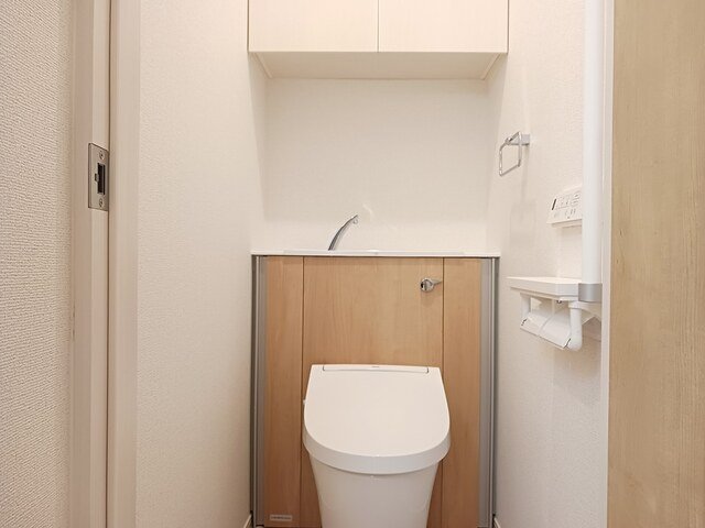 トイレ　落ち着いたトイレです