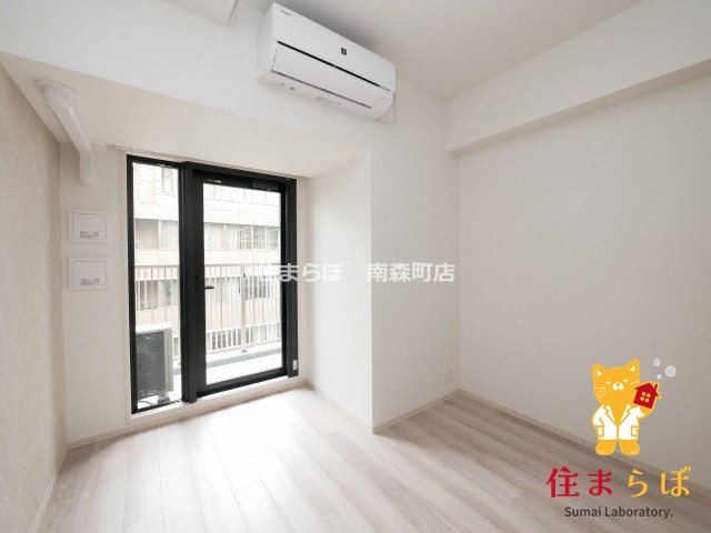 居室・リビング　「“合う暮らし”を、LINEで一緒に描こう。」