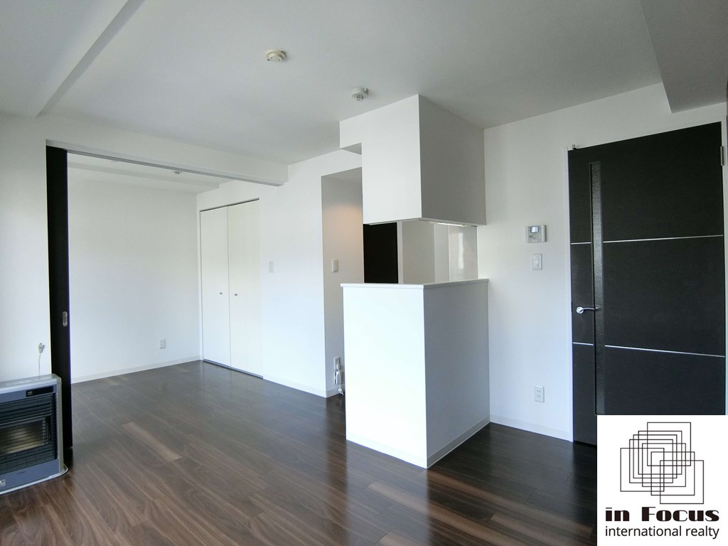 居室・リビング　エアコン付きで暑い夏も快適です