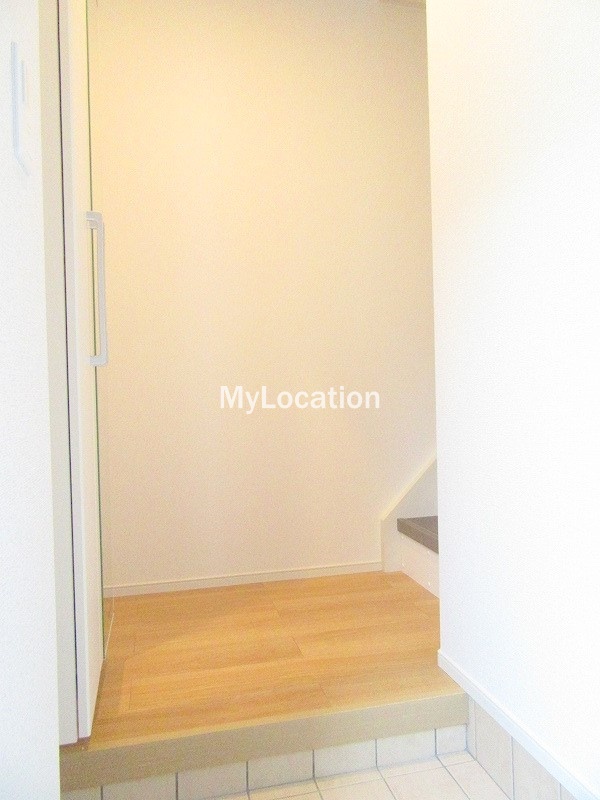 玄関　☆スッキリとした玄関です☆