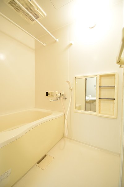 バス・シャワールーム　浴室