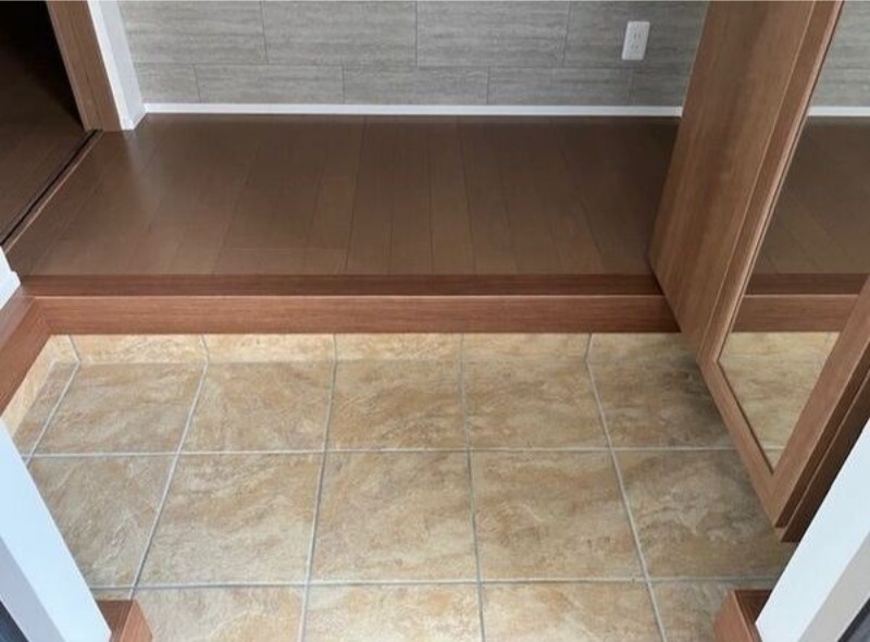 玄関　図面と現状に相違がある場合には現状を優先